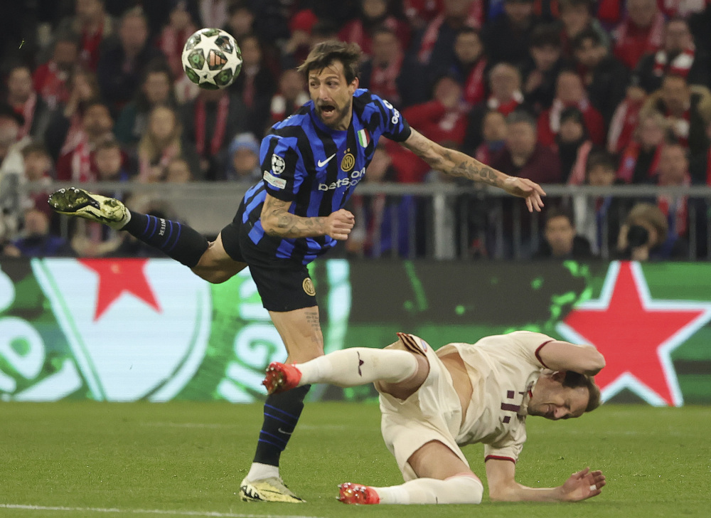 博洛尼亚游击战力强劲，主场反弹值得期待，帕尔马客场表现波动较大（博洛尼亚战力强劲，主场回暖可期，帕尔马客战起伏明显）