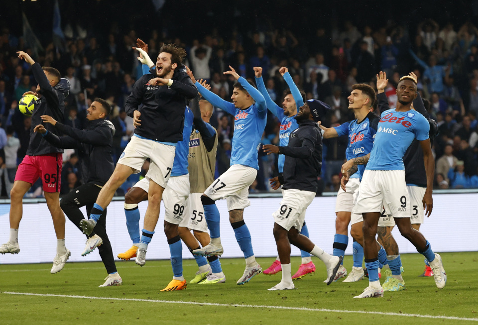 球迷：这比赛能不能多来几场？（球迷热盼：这样的比赛能多安排几场吗？）