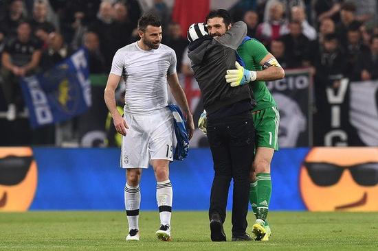 恩佐自曝：转会切尔西最后一天才敲定；23岁当爹改变人生（恩佐自述：切尔西转会在最后一天拍板，23岁为人父让他人生巨变）