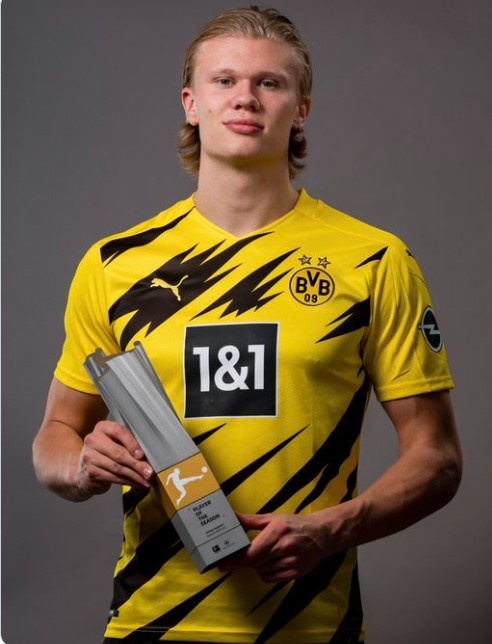 记者：卡马文加腿筋疼痛，可能缺席法国与乌克兰的比赛（据记者报道，卡马文加腿筋不适，或缺席法国对乌克兰一战）