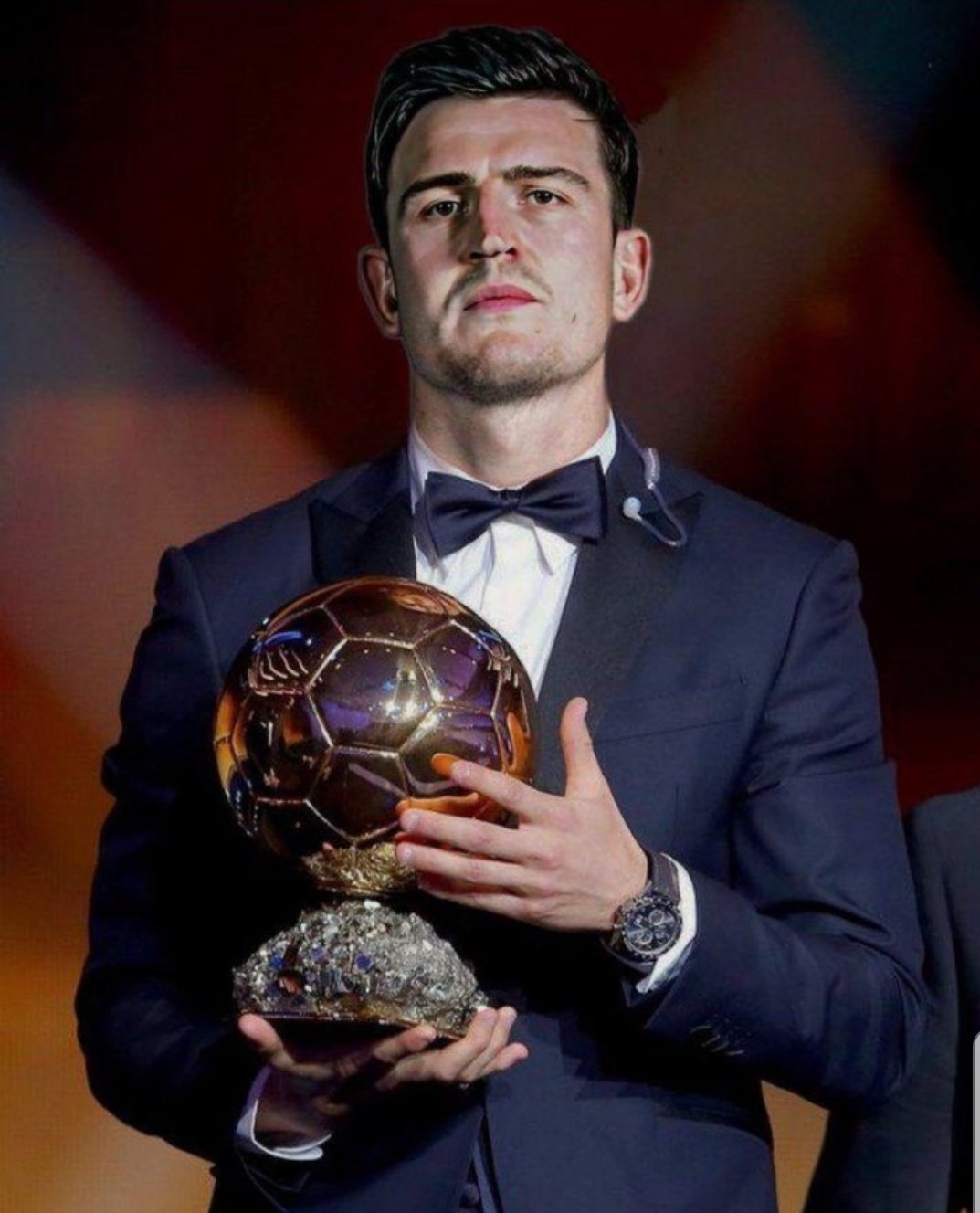 曼联4-1狼队全场数据：射正次数10-2，控球率超6成