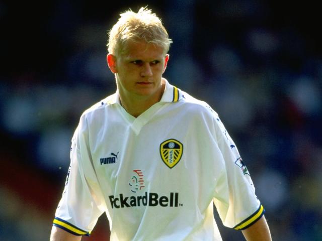 B席：上赛季的表现并不如愿，新赛季我们想提升自己争夺奖杯（B席：上季未尽如人意，新季力求提升冲击冠军）