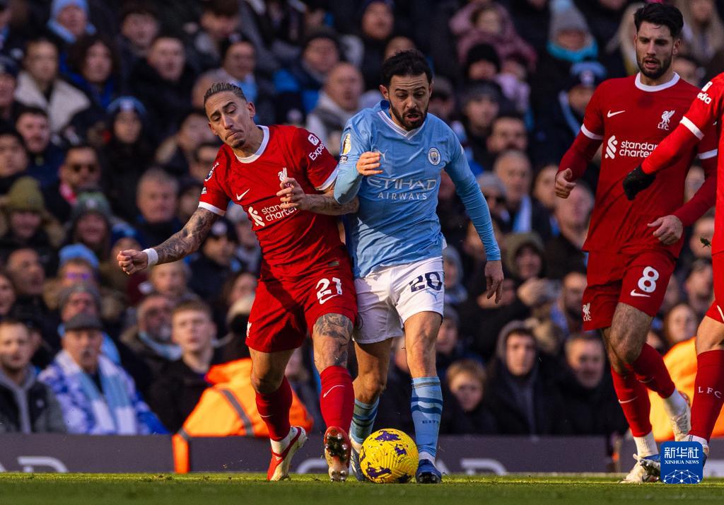 迪洛伦佐：赛后会和孔蒂复盘比赛；欧冠还有两轮还有机会晋级（迪洛伦佐：赛后将与孔蒂复盘比赛，欧冠剩两轮仍有出线希望）